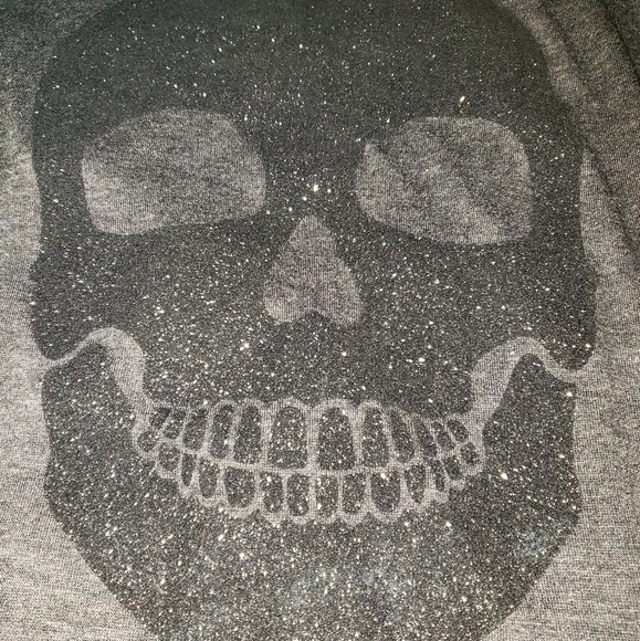 Skull top - Picture 2 of 4